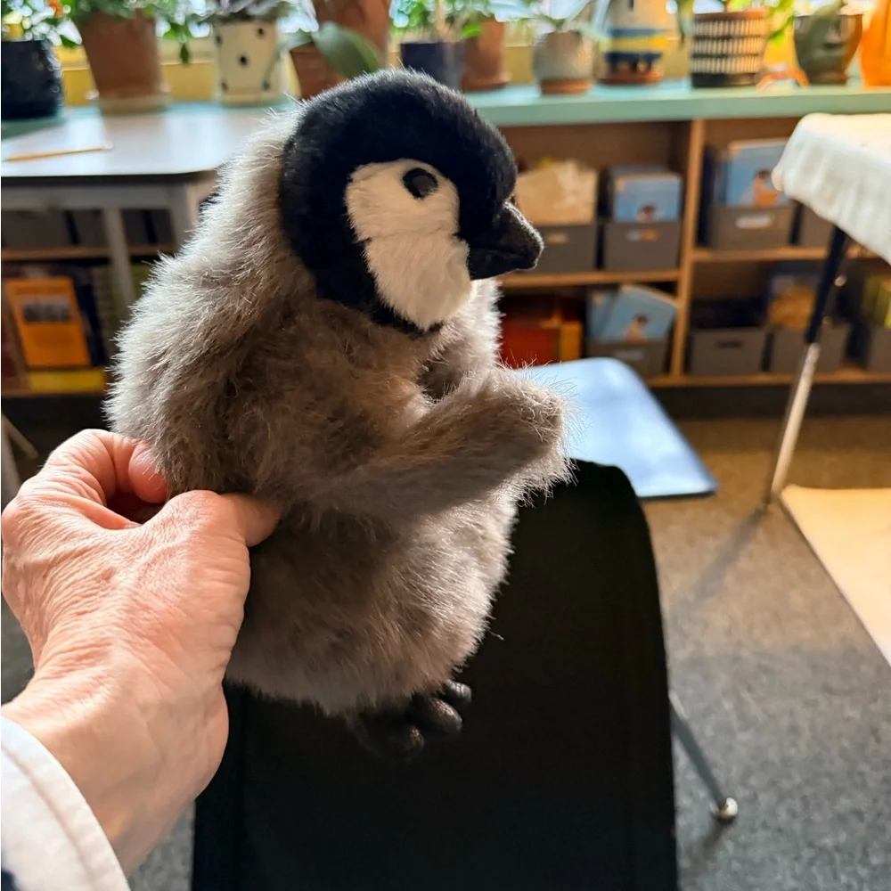Folkmanis hand puppet Plush Penguin Toy for Small Pets - Picture 7 of 8